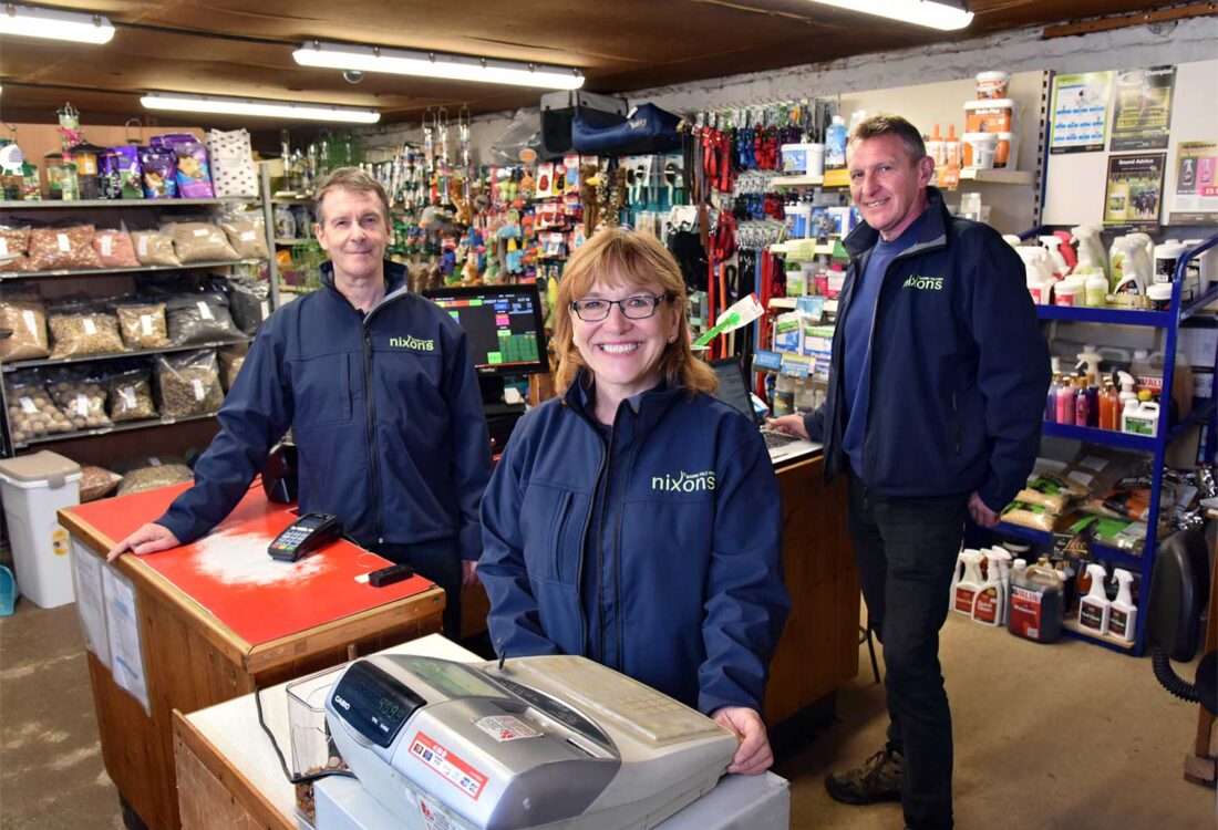nixons-pet-and-country-store-team