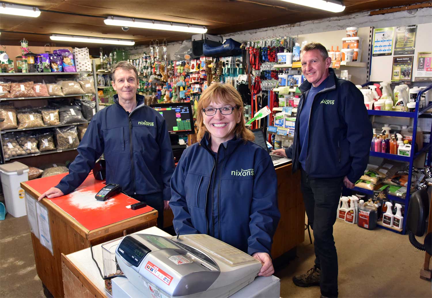 nixons-pet-and-country-store-team